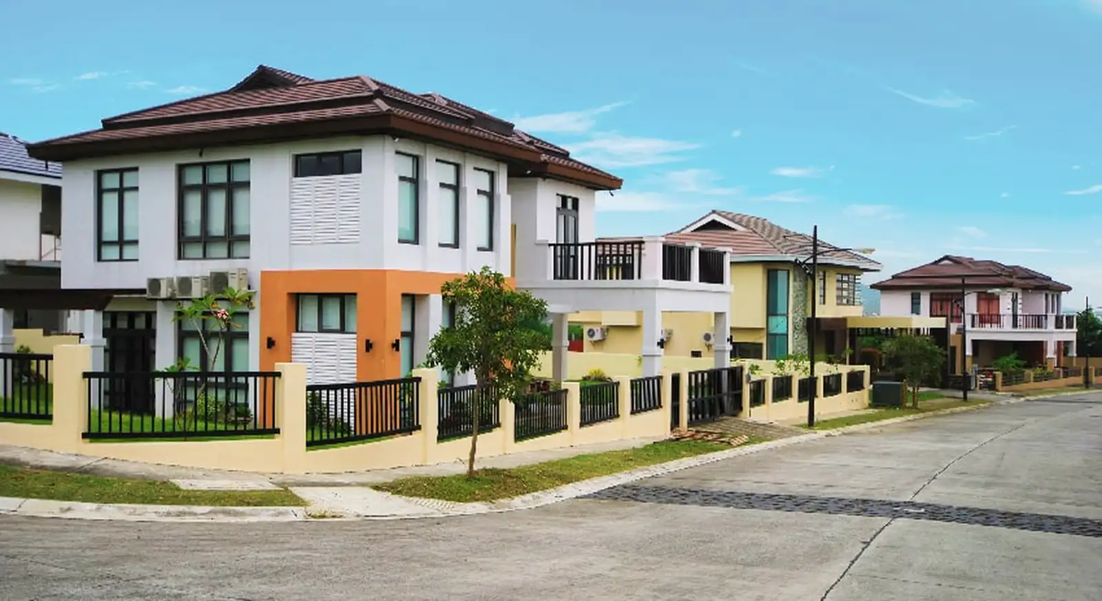 The Mansions at South Forbes | Luxury Homes for Sale 4 Phuket Mansions at South Forbes Silang Cavite